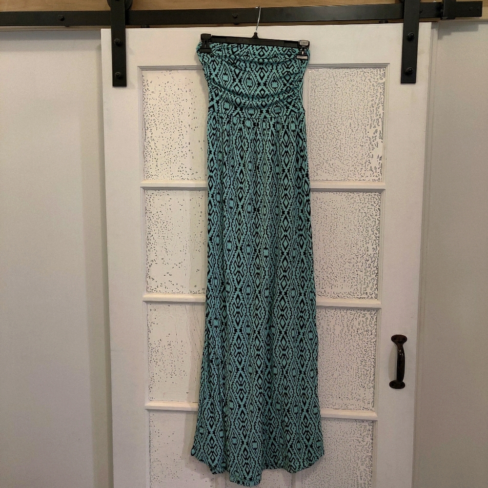 Iris Aztec Maxi Dress